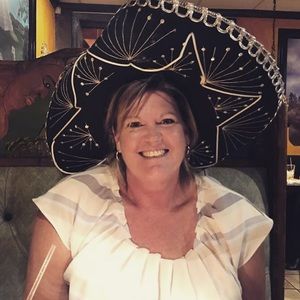 Meet your Posher, Brenda